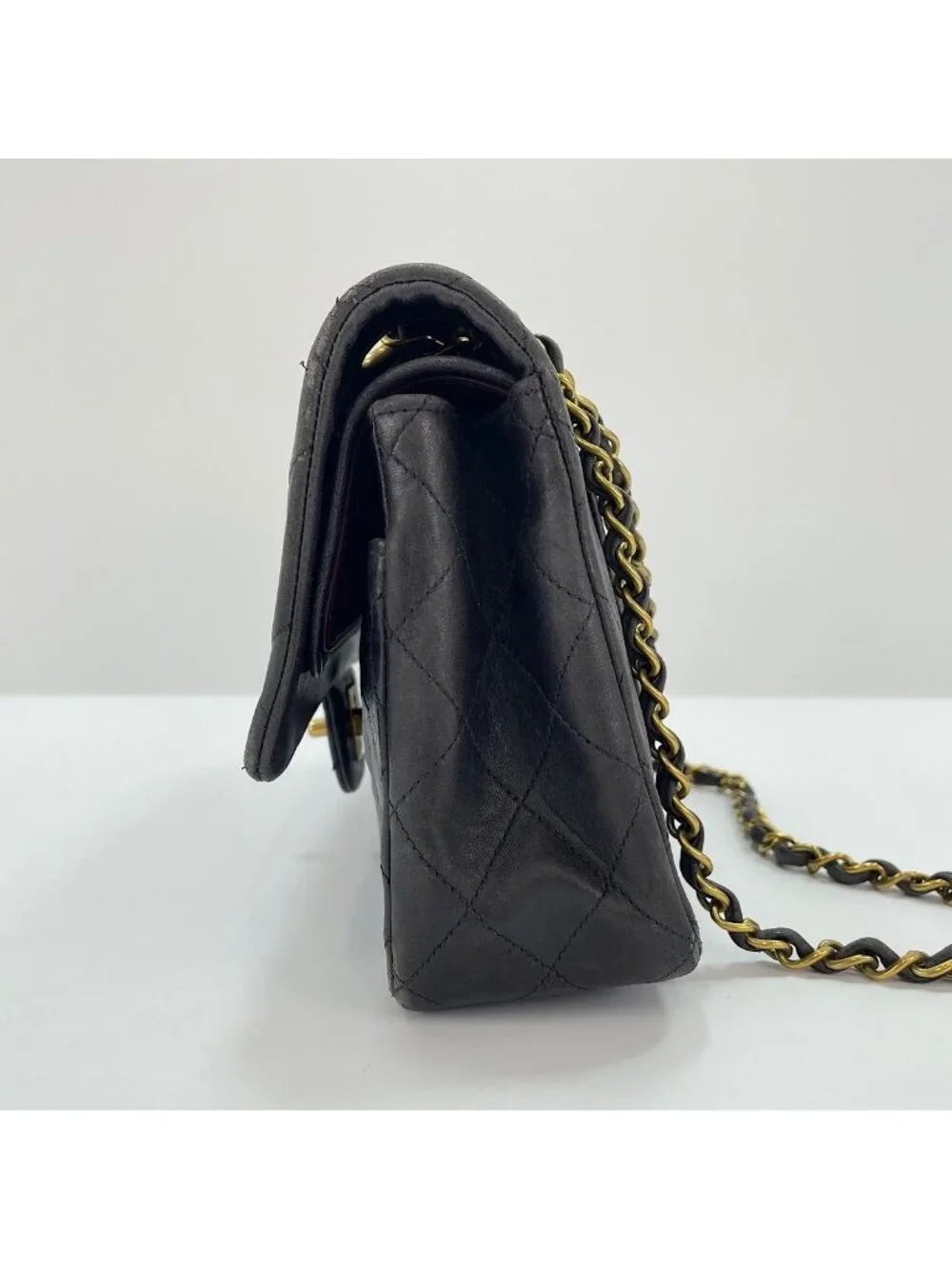 Chanel Shoulder Bag Quilted 25